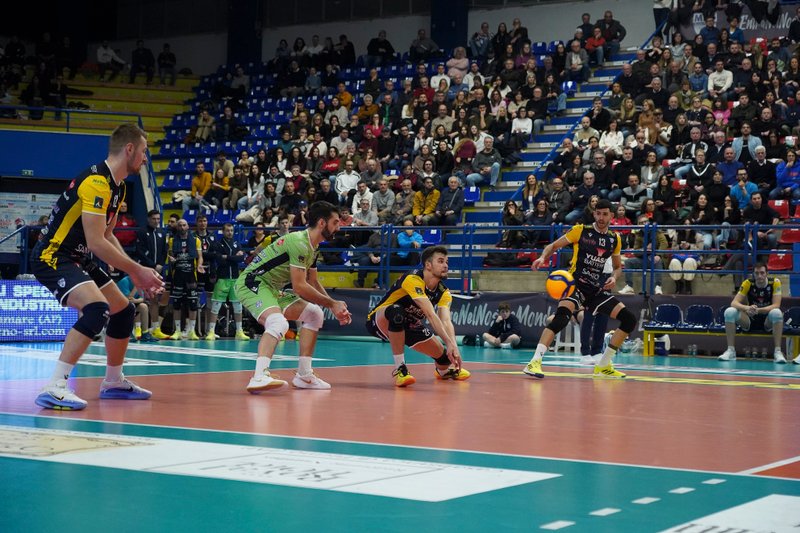 1551/DSC07814-152 set.jpg Image